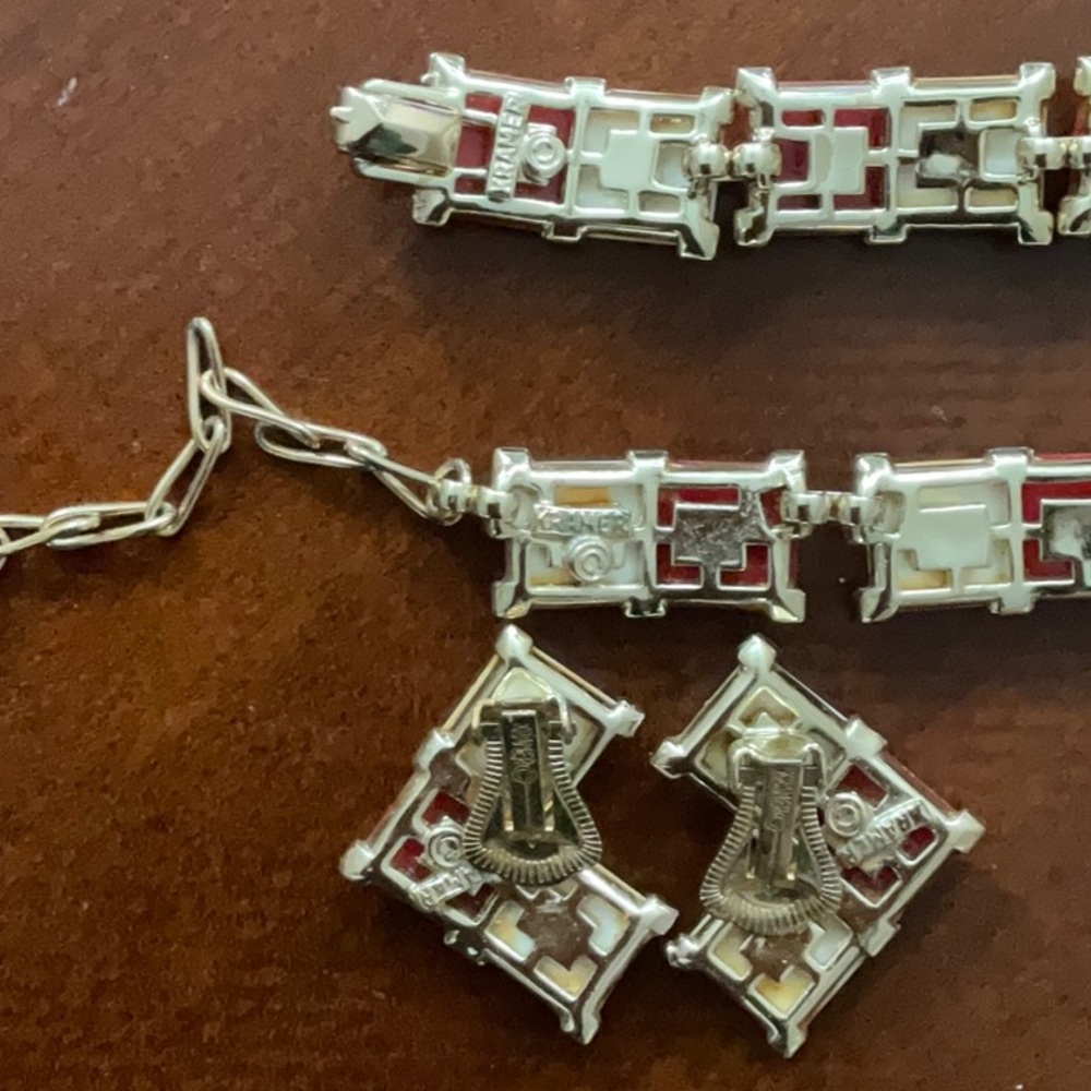 Chic Red and White jewelry set - Picture 5 of 5